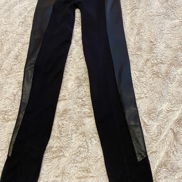 Women’s Material Girl black stretch pull on pants. Size M/L. - Picture 5 of 5